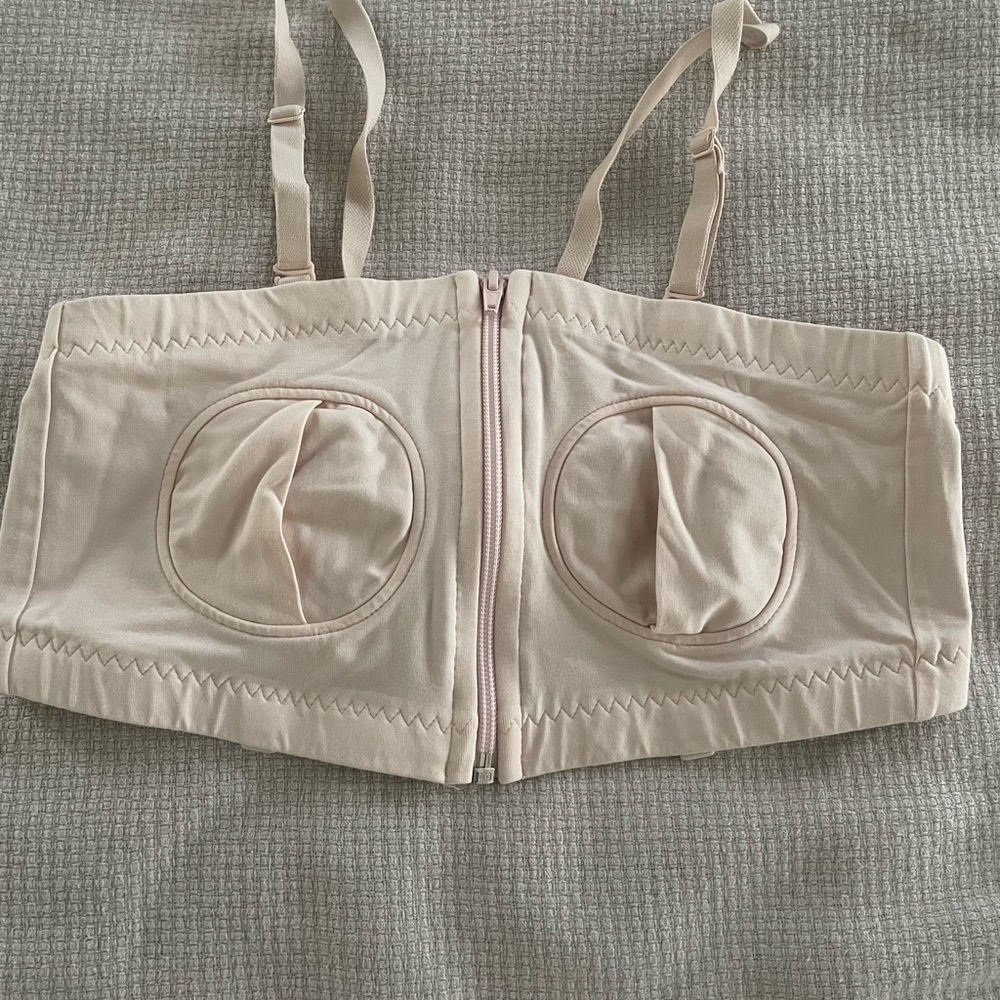 Simple Wishes Pumping Bra - Picture 3 of 3
